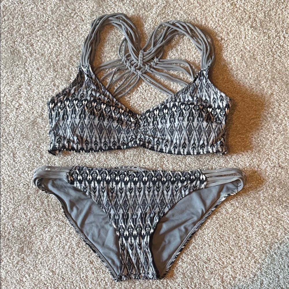 Ambrielle Gray Patterned Bikini Set - image 1